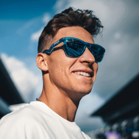 Lunettes de soleil OAKLEY Frogskins™ Hybrid Fabio Quartararo Signature Series Matte Acid Blue - verres Prizm Sapphire
