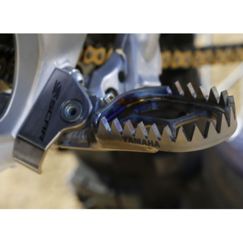 Support de repose-pieds SCAR titane