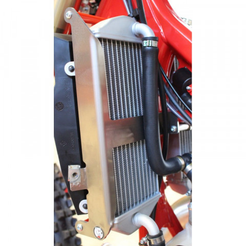 Protection de radiateur AXP alu noir Gas Gas EC250/300 Racing