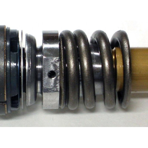 Pièce détachée - RESSORT DE VALVE DE COMPRESSION 8MM POUR KX450F 2006